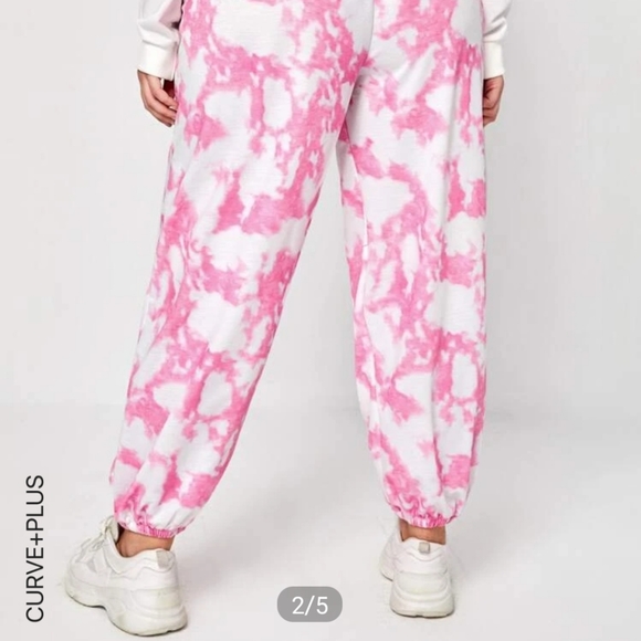 2/20 Plus tie die sweatpants 1x - Picture 2 of 5